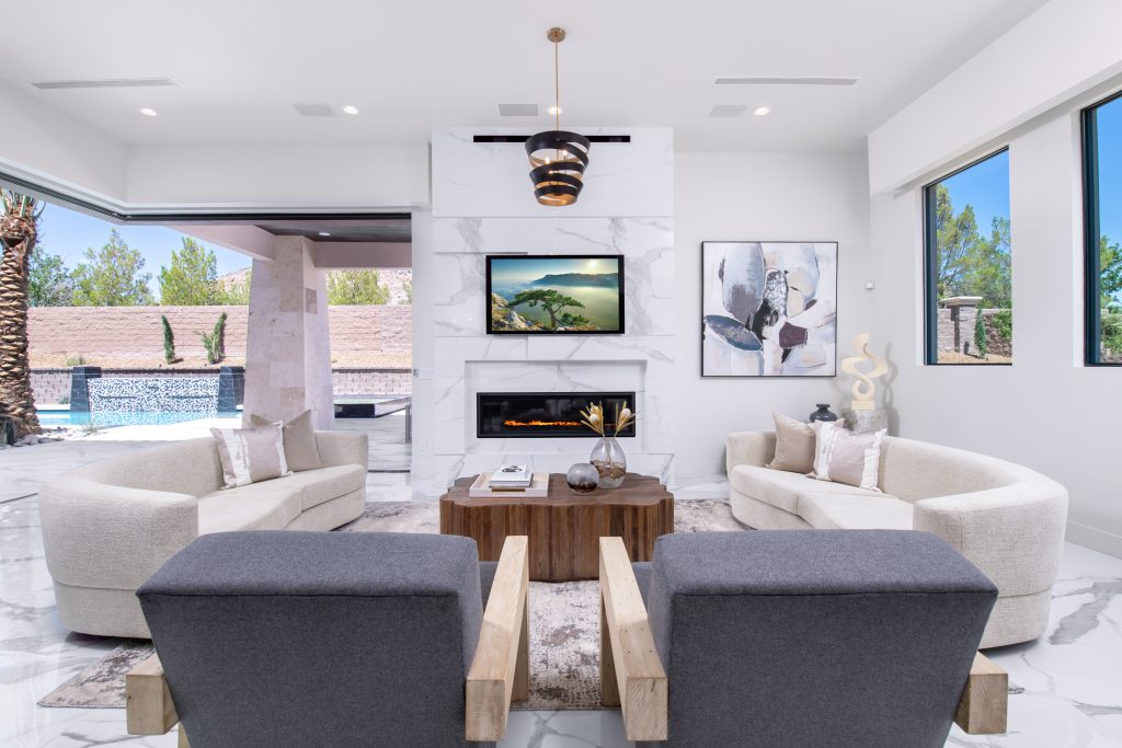 2023 home staging trend - neutral color palette with vibrant accents.